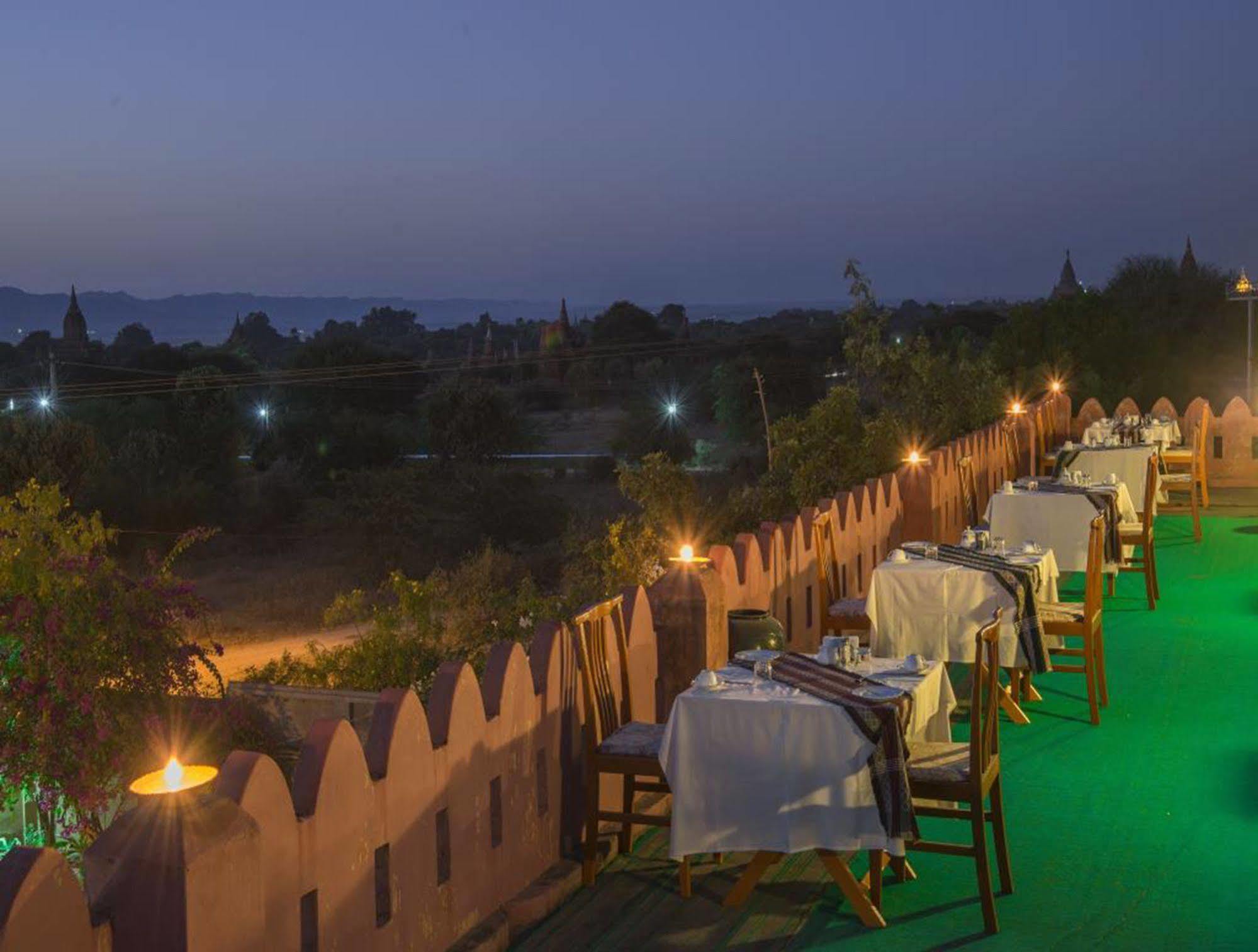 Thurizza Hotel Bagan Exteriör bild